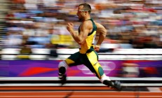 米兰体育app-老鹰强压爵士，乔治成为关键先生，一场战术与意志的较量