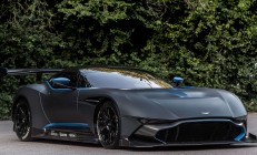 ac米兰下载-赛道上的铁幕，当足球战术入侵F1，卡马文加如何锁死摩纳哥