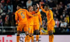 米兰体育app-美国逆转瓦伦西亚，莫德里奇完成帽子戏法的简单介绍