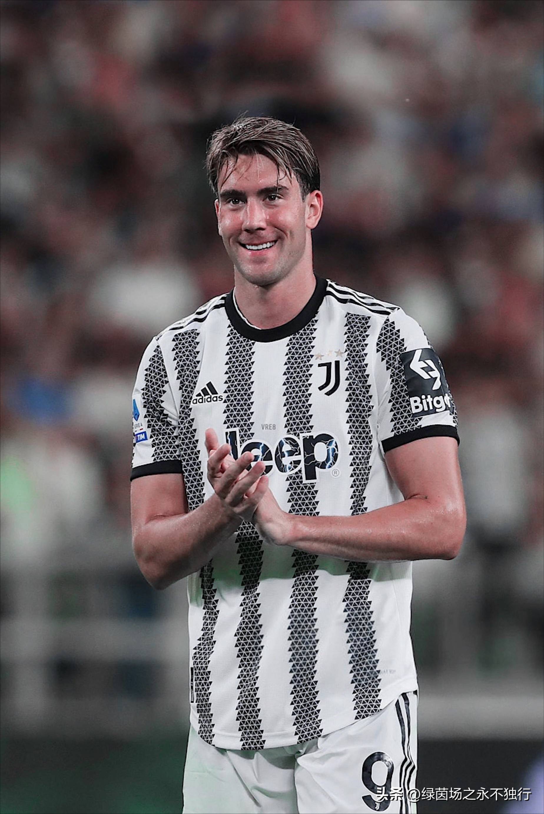 尤文图斯险胜，提前锁定小组头名的简单介绍