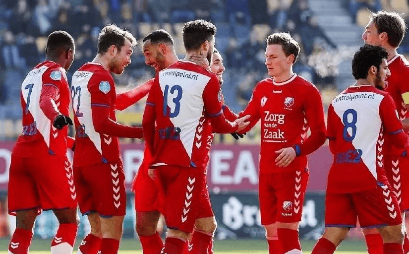 关于阿贾克斯主场取胜,埃因霍温火力全开的信息 关于阿贾克斯主场取胜,埃因霍温火力全开的信息