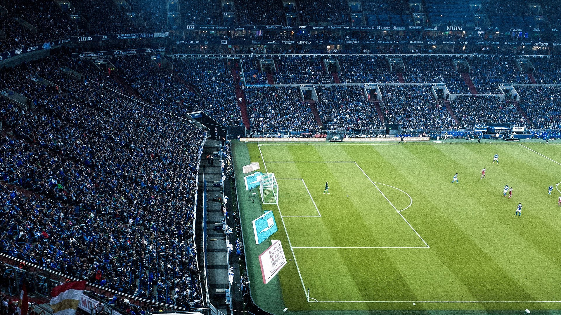 跨界风暴，鹈鹕血拼深圳之夜，詹姆斯欧冠半决赛的时空错位传奇